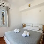Divers Cycladic House Paros