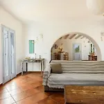 Divers Cycladic House Paros Ambelas