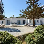 Divers Cycladic House Paros Ambelas