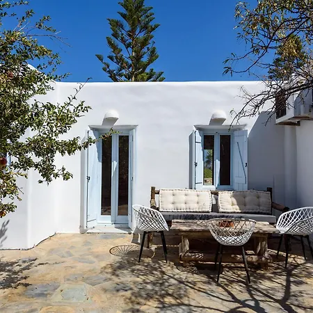 Divers Cycladic House Paros